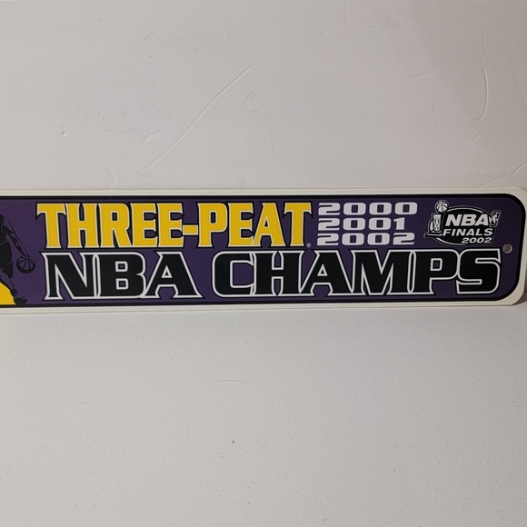 LOS ANGELES LAKERS 3-PEAT NBA FINALS CHAMPS 2000 2001 2002 SIGN - Picture 3 of 6